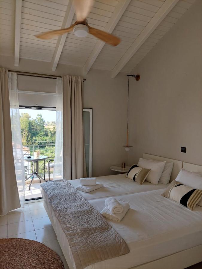 Nikkos Appartement *